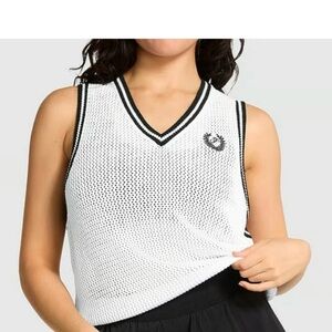 Cambridge Knit Cropped Vest Victoria’s Secret New with tags size medium